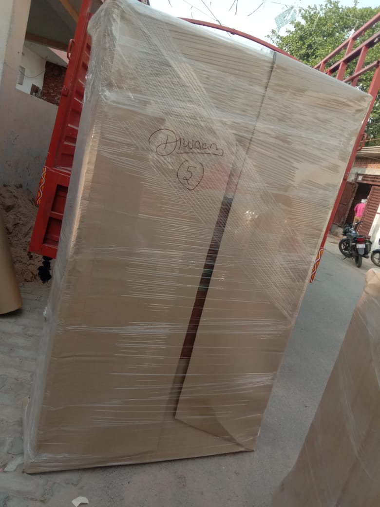 Secure item packing by Gati Packers Agra